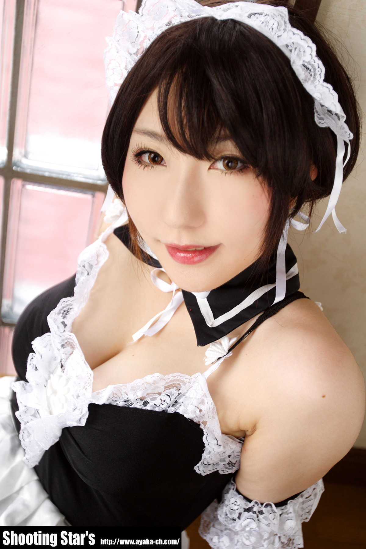 [Cosplay]  Sexy Maid with big boobs 2